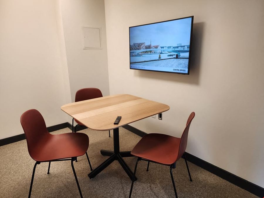 3A - Huddle Room