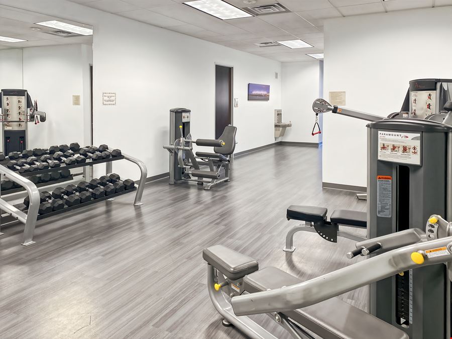 Regus - Denver - Tamarac Plaza II