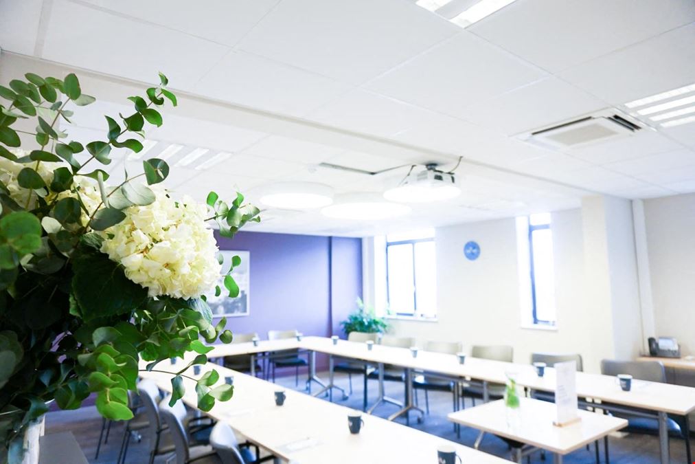 Mitwit Office - Antwerp Central Station ( Ex Multiburo )