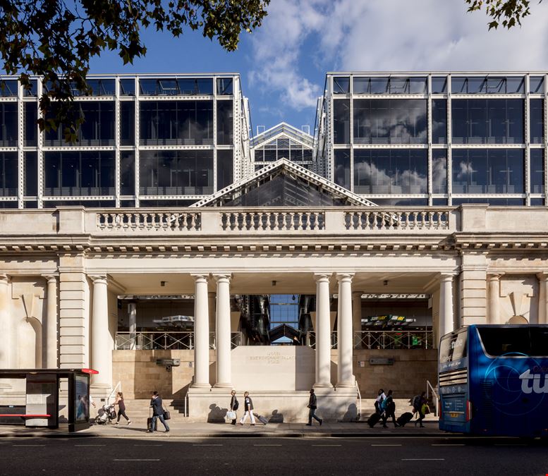 123 Buckingham Palace Rd
