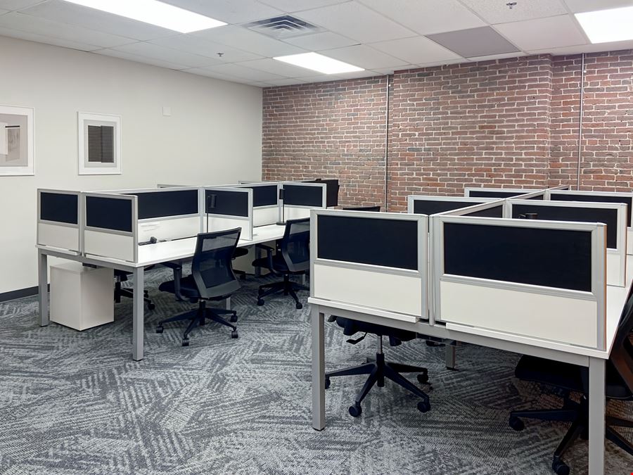 NH, Manchester - Elm Street