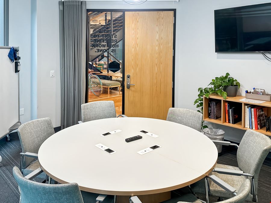 Costa Mesa - Spaces The MET