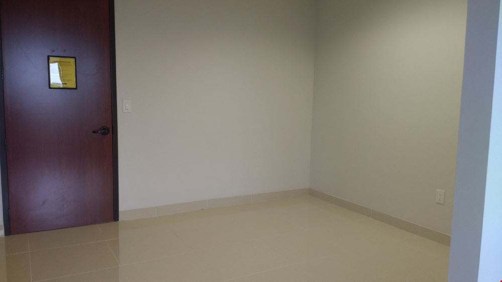 Workstyle Flexible Spaces - 13601 Preston Rd