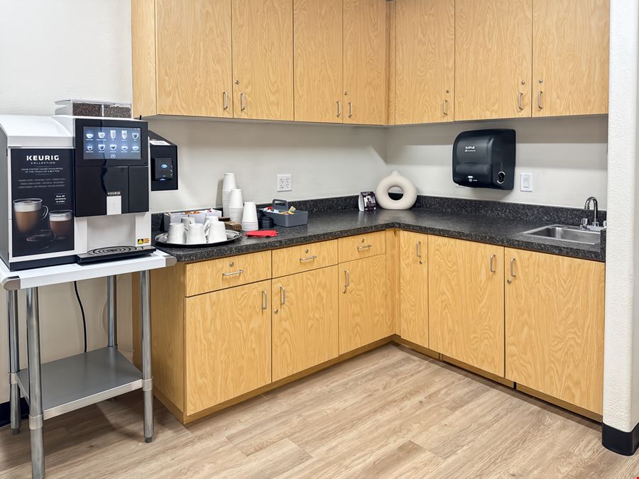 Regus - Chandler - Alma School Rd