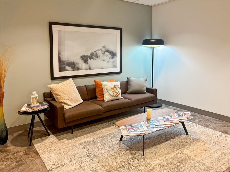 AR, Bentonville - Bentonville Plaza