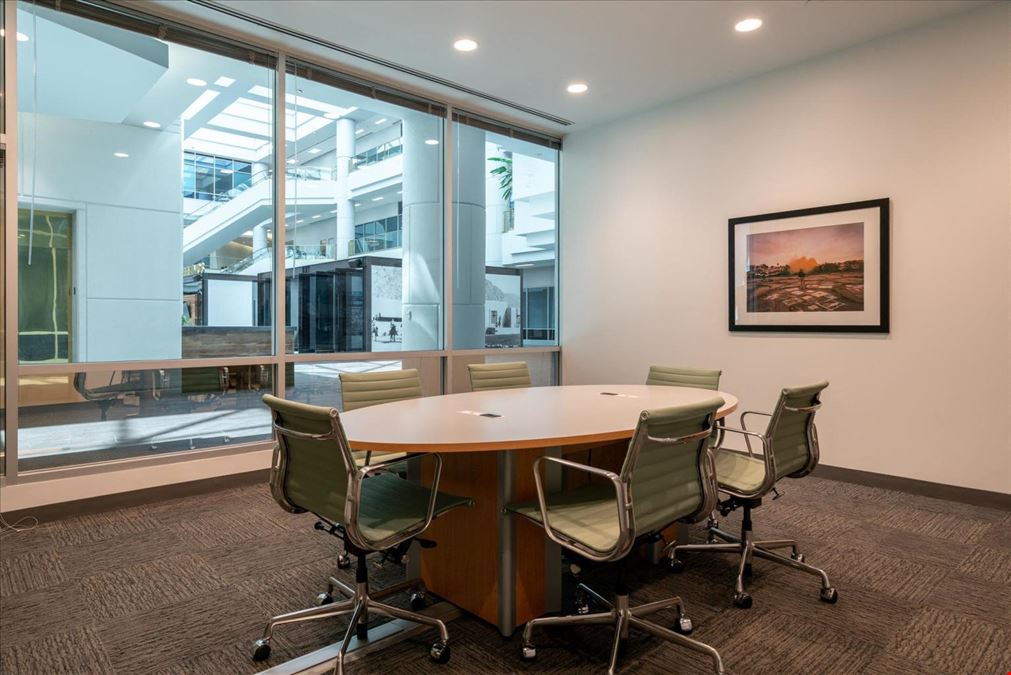 AZ, Scottsdale - Spaces Old Town Galleria