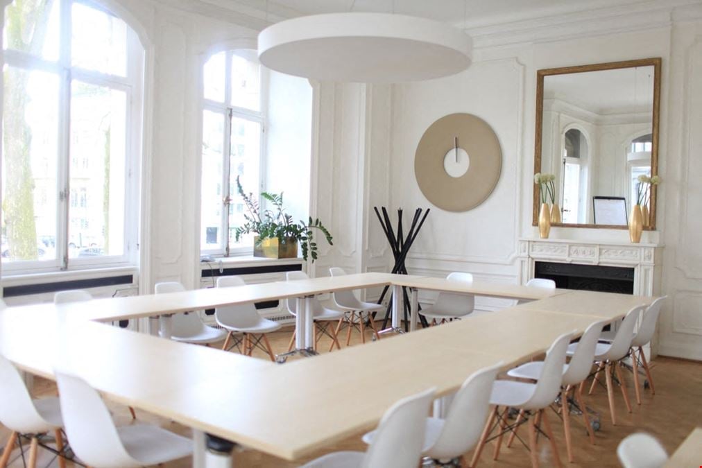 Interoffices - Topos - Louise