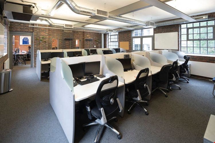 Kitt - 1 Boundary Row