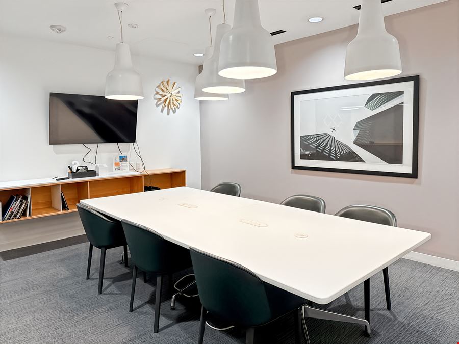 CA, Oakland - Spaces Jack London Square