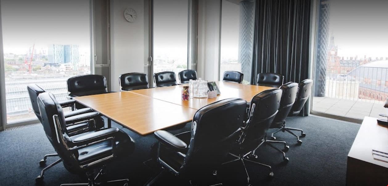 Fora - The Gridiron Building