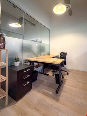 4-Person Office