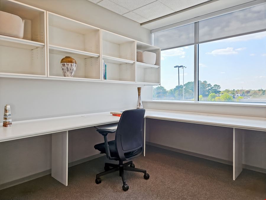 OH, Louisville - KMG Building