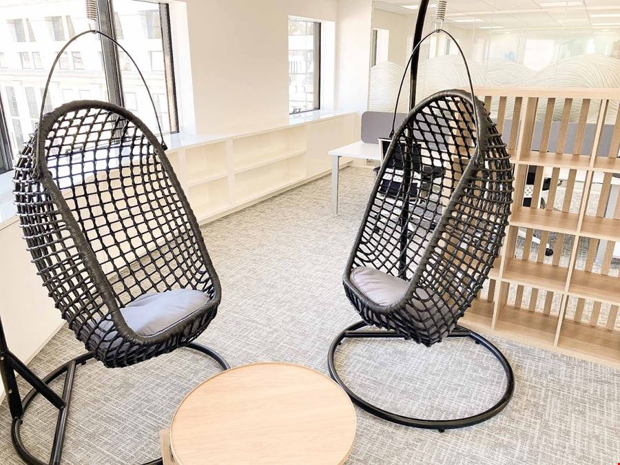 Hiptown Pont de Sèvres