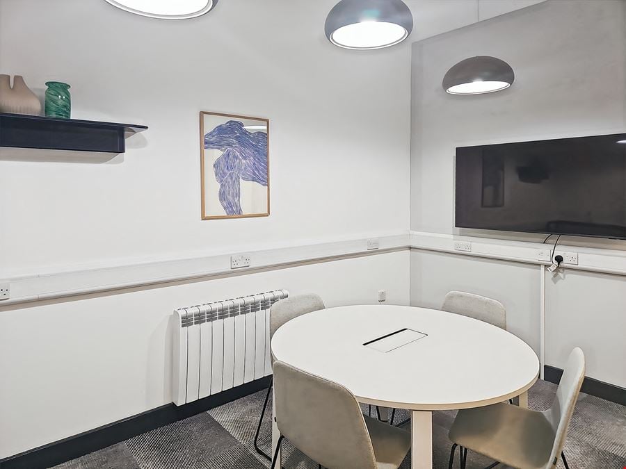 Regus - Oldham Chambers Business Centre