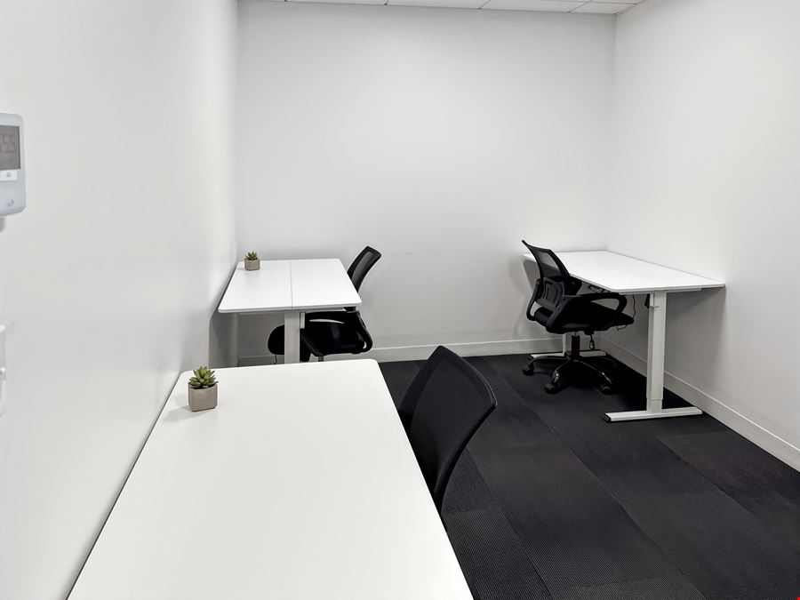 Regus - Westwood - University Ave