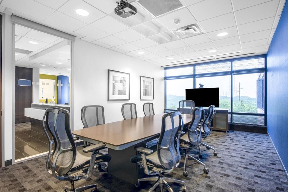 Regus - Austin - River Place