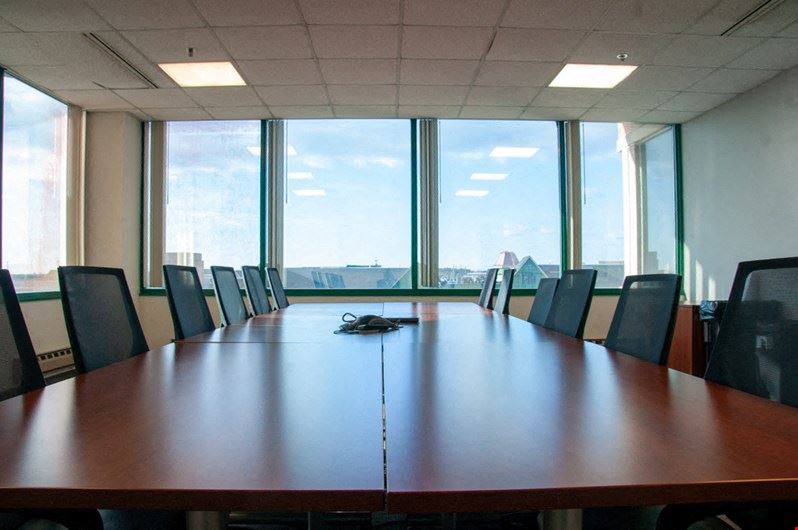 Somerville Office Evolution