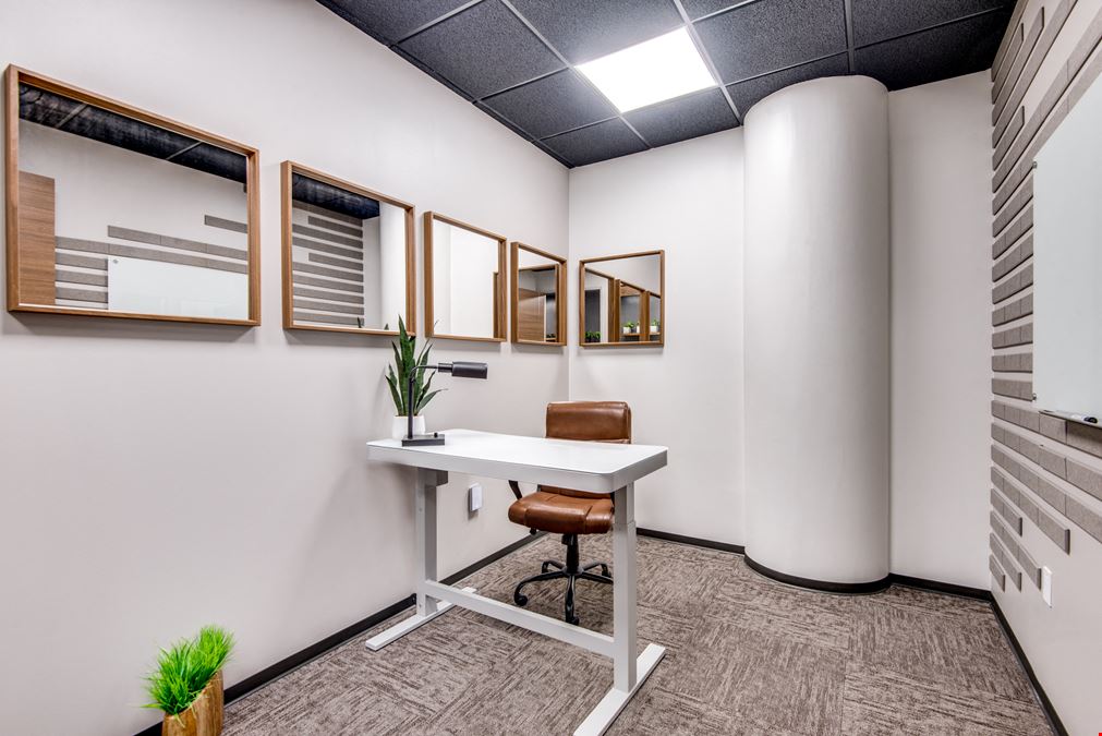 511 East John West Carpenter Freeway