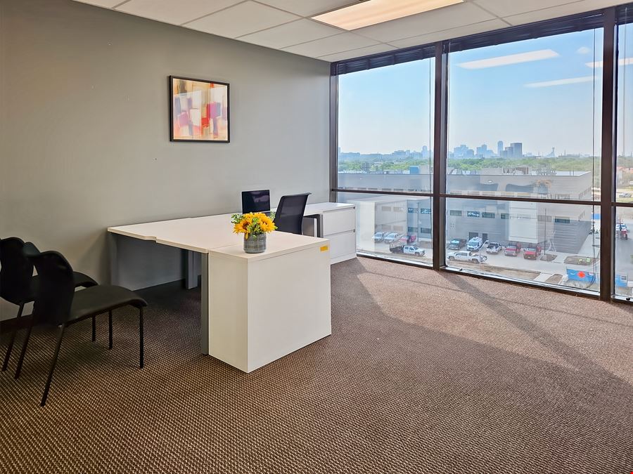 TX, Dallas - Mockingbird Towers