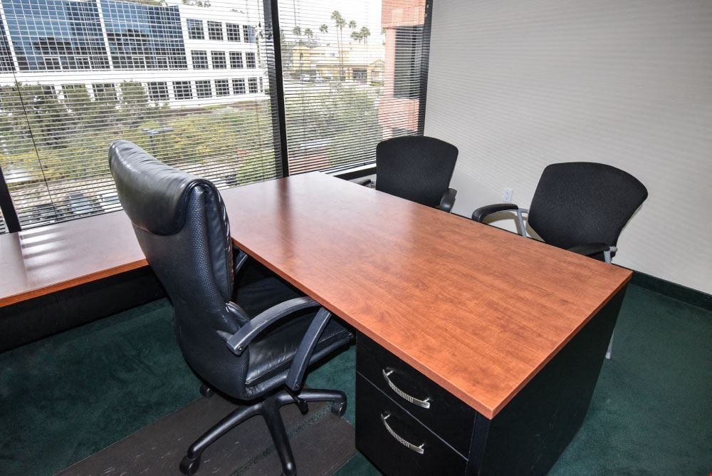 Private Day Office