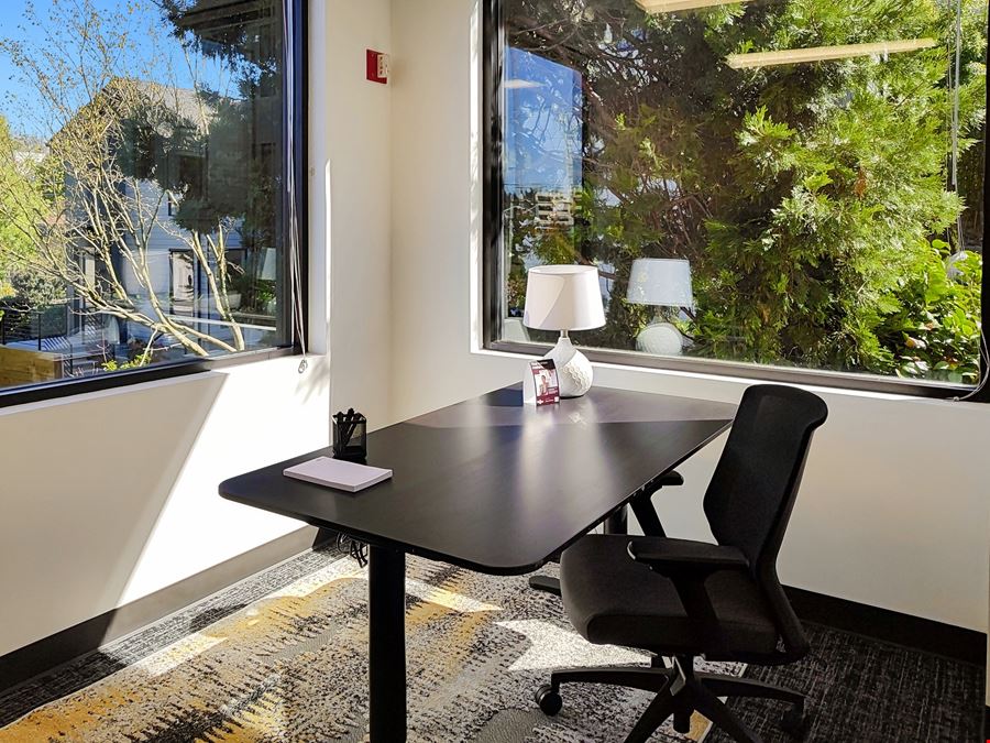 WA, Seattle - 5th Ave NE