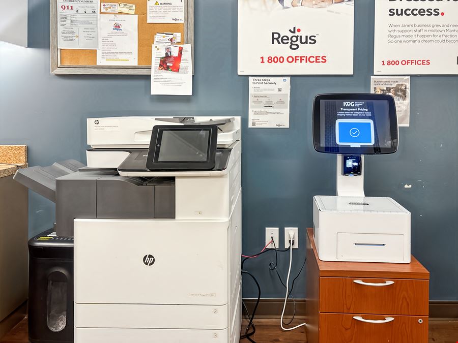 CA, La Palma - Centerpointe