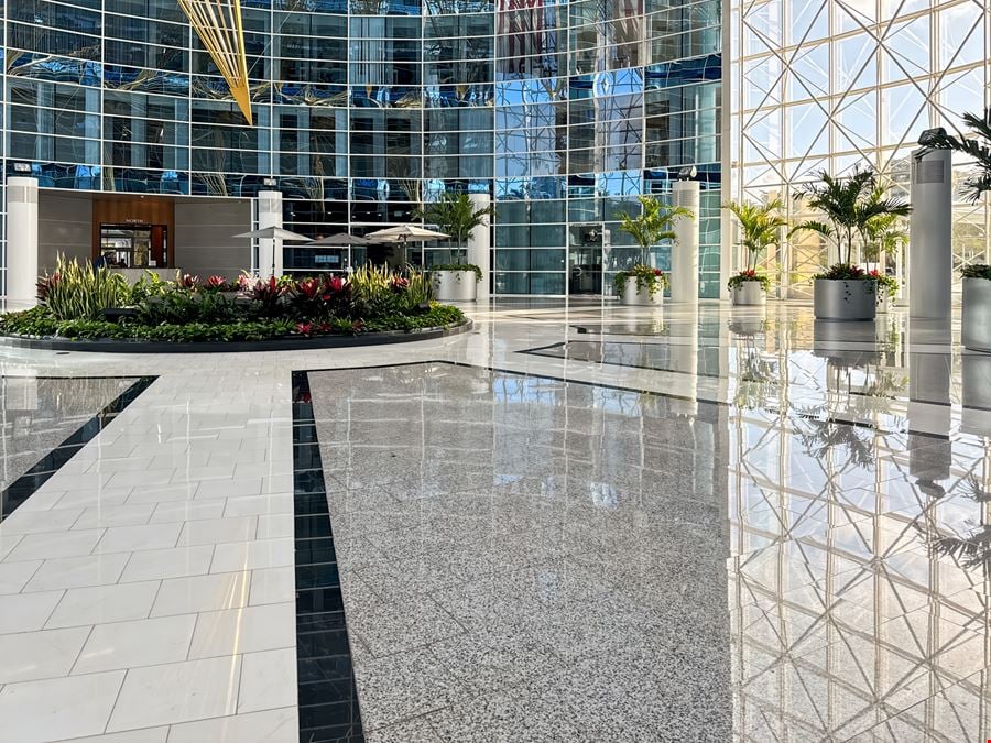 Regus - Hollywood – Presidential Circle