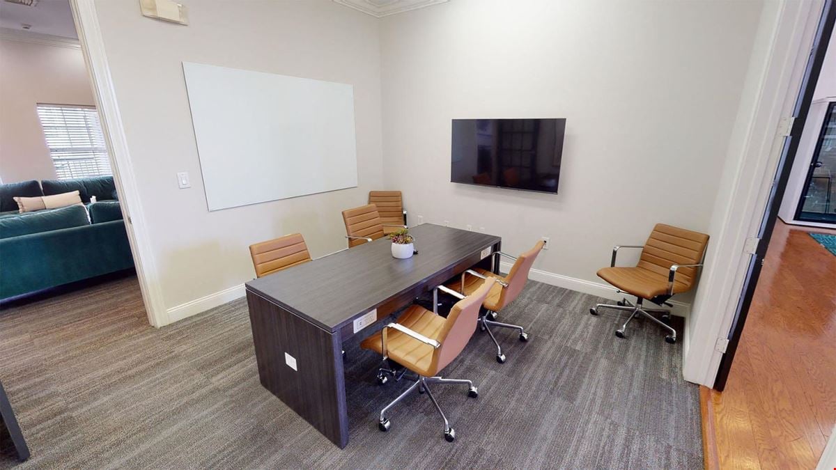 Conference Room - Seats 4