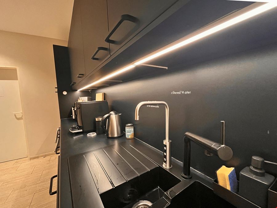 THE GATE BERLIN - Tor 177.04