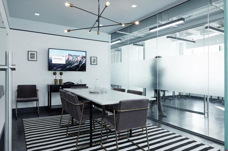 Gold Conference Room
