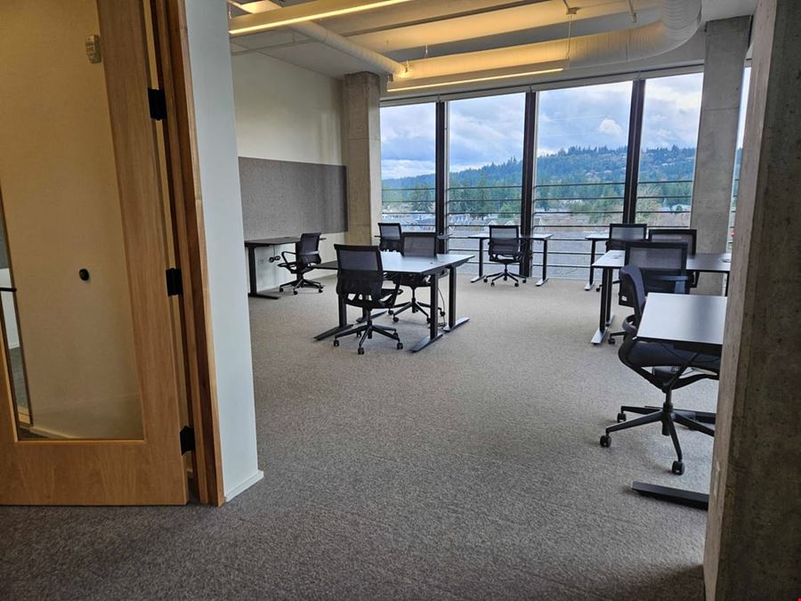 Large Day Office (332)