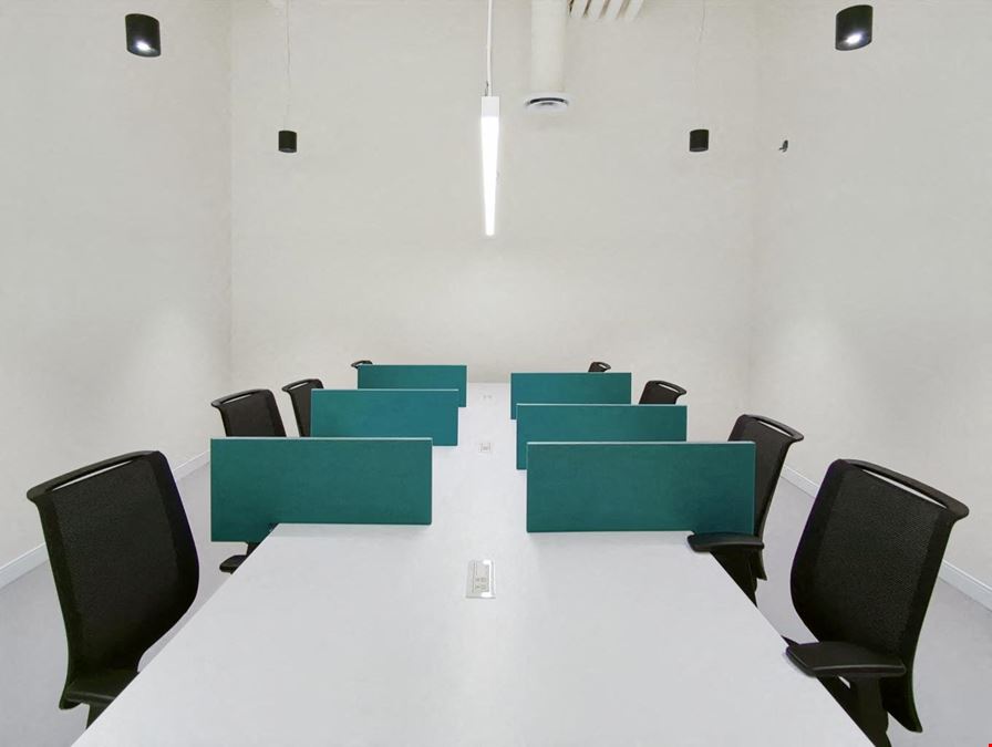 BC, Surrey - Spaces King George Hub