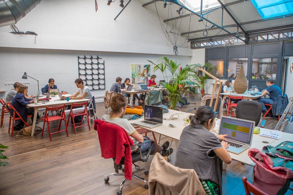Volumes Coworking