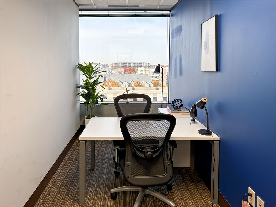 TX, Addison - The Madison