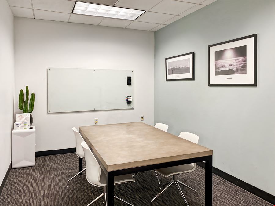 CA, Woodland Hills - Warner Center