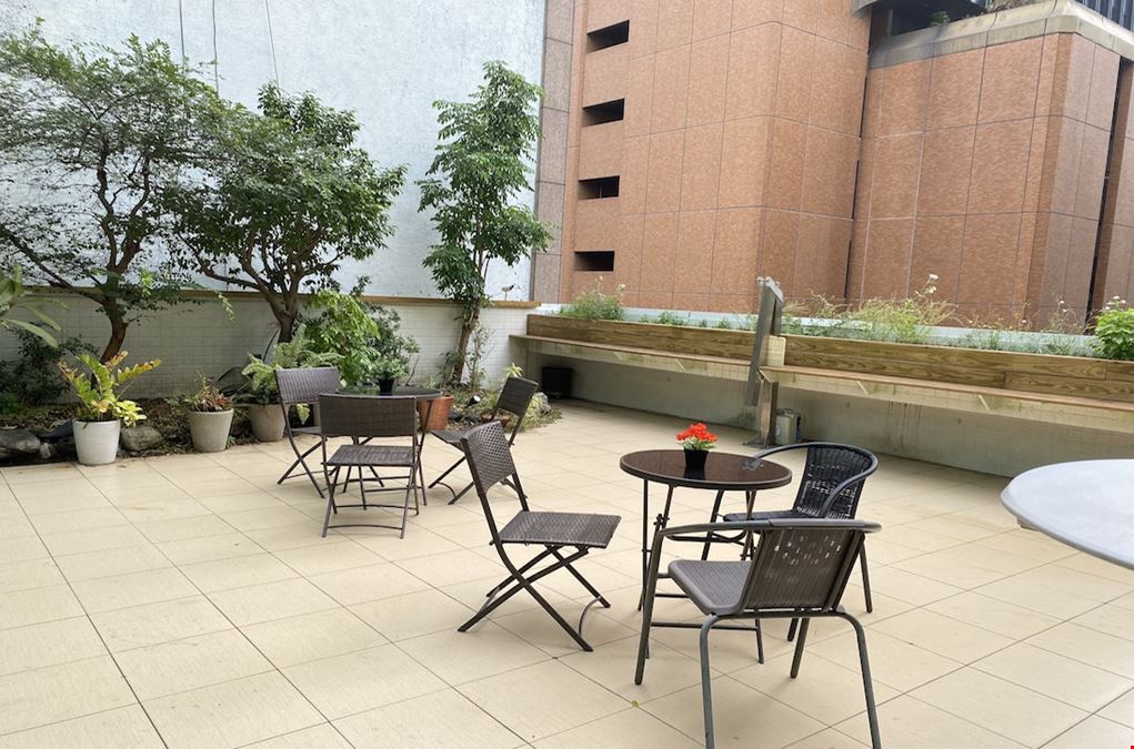 KING SPACE-Main Station Center