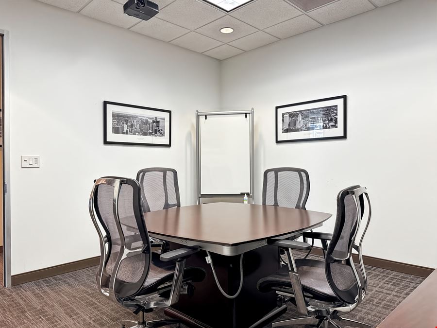 MN, St. Louis Park - West End