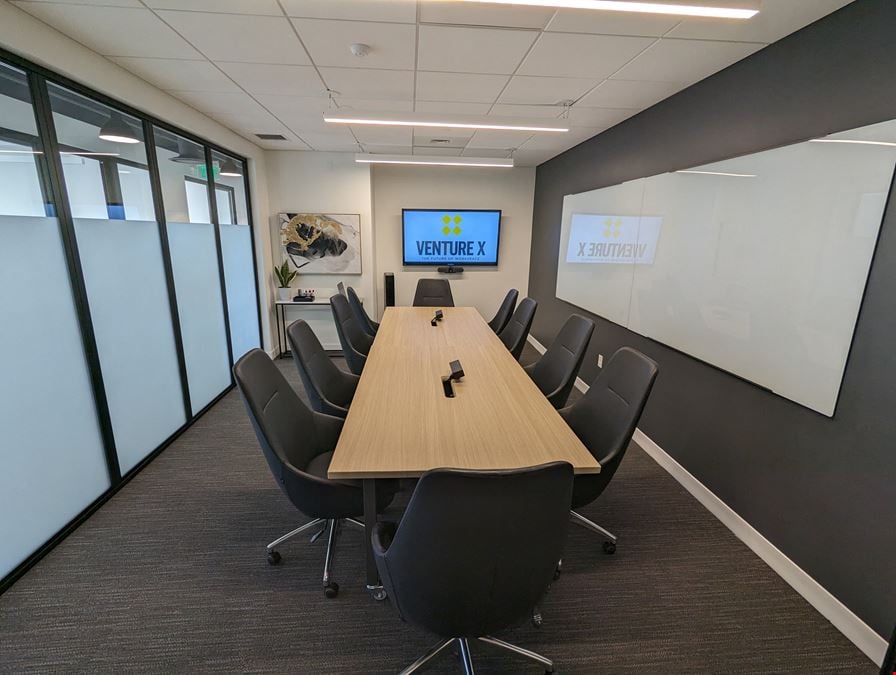 10 Person Meeting Room - The Palladium