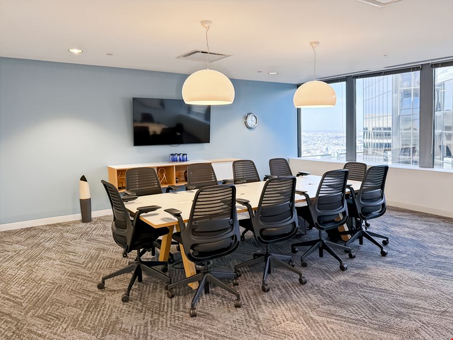 Regus - Philadelphia - One Liberty Place