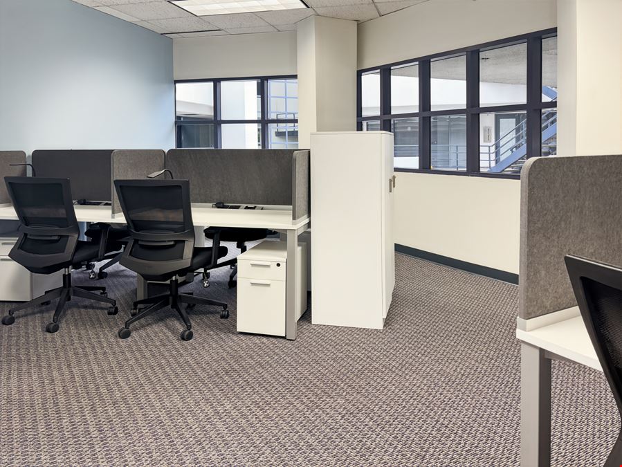 CA, Torrance - Skypark Ave