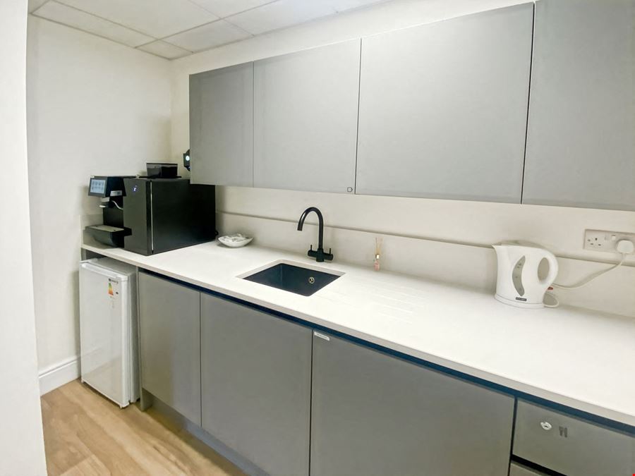 Regus - Worcester Whittington Hall