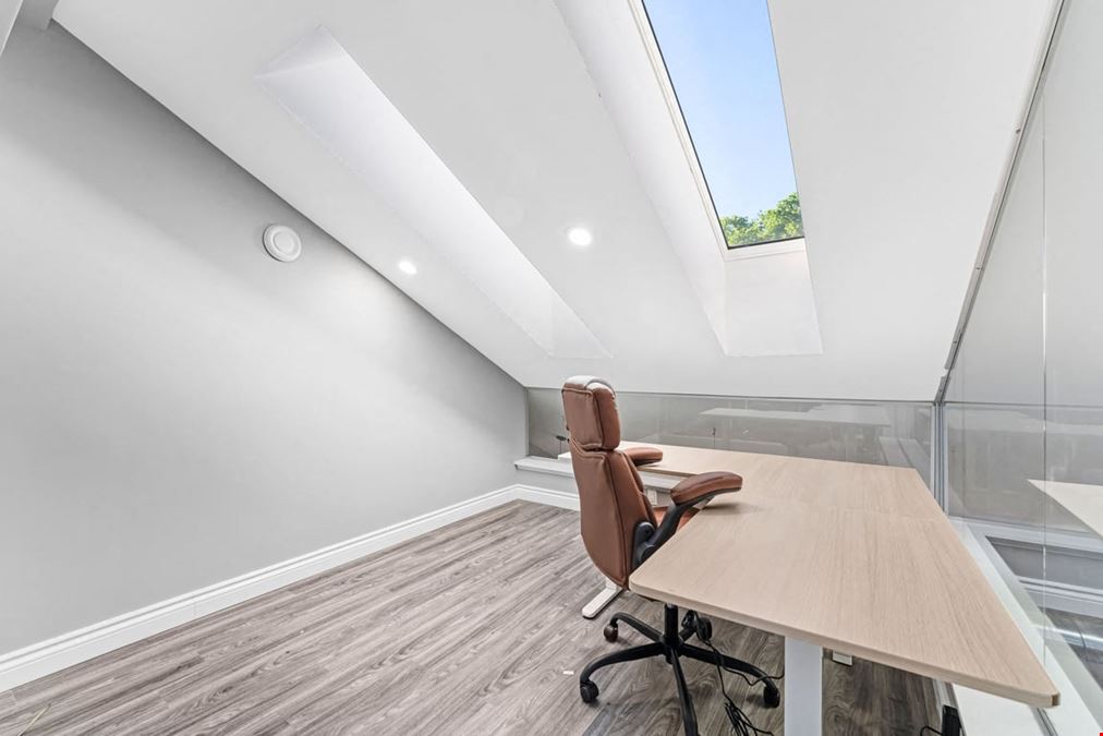 1-2 Person Manager's Office