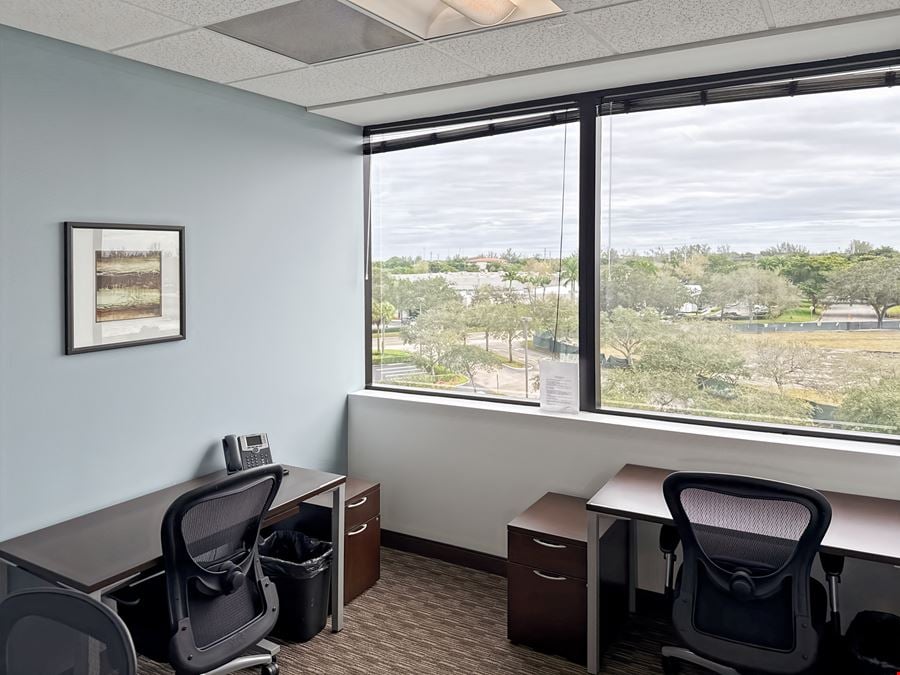 Regus - Miami Lakes - West