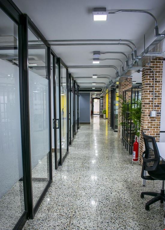 Preview of Work In Office space for Rent in Itagüí