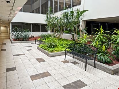 Regus - St Louis - Cedar Plaza