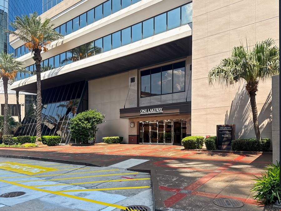 LA, New Orleans - Metairie - One Lakeway