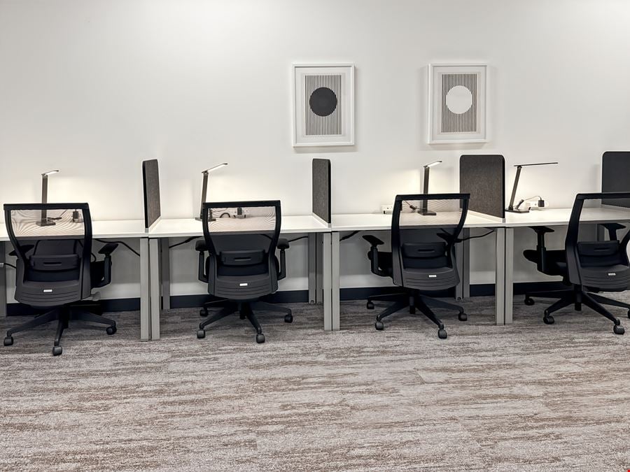 Regus - Hollywood - 1895 Tyler Street