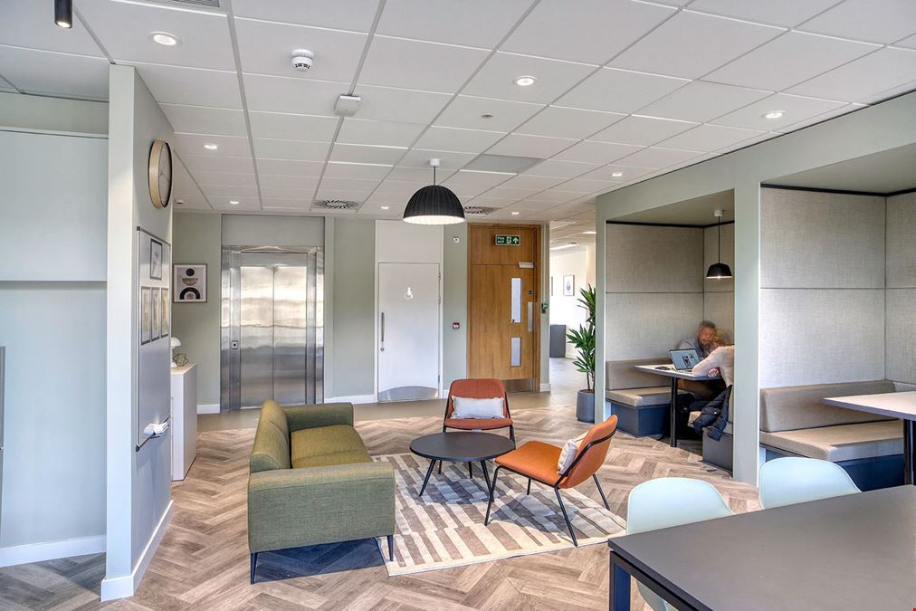 Regus - Walton-On-Thames Ashley Park House