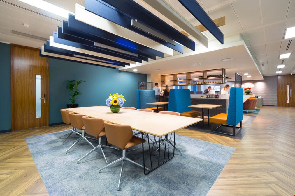 Landmark: Bevis Marks - Aldgate