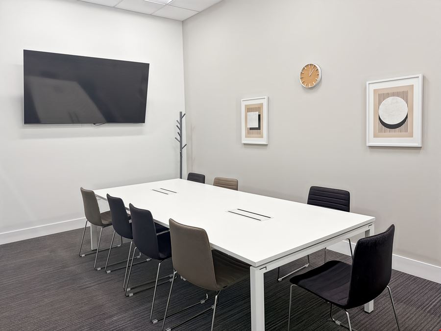 Regus - Medley - 72nd Ave